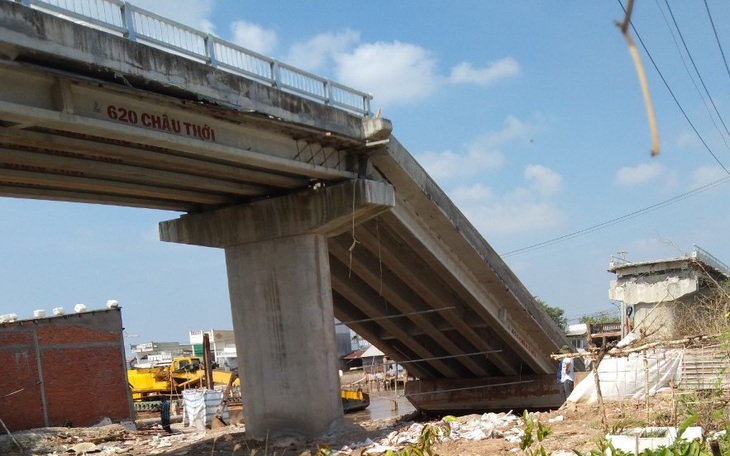 Làm rõ trách nhiệm các đơn vị trong vụ sập cầu 54 tỉ