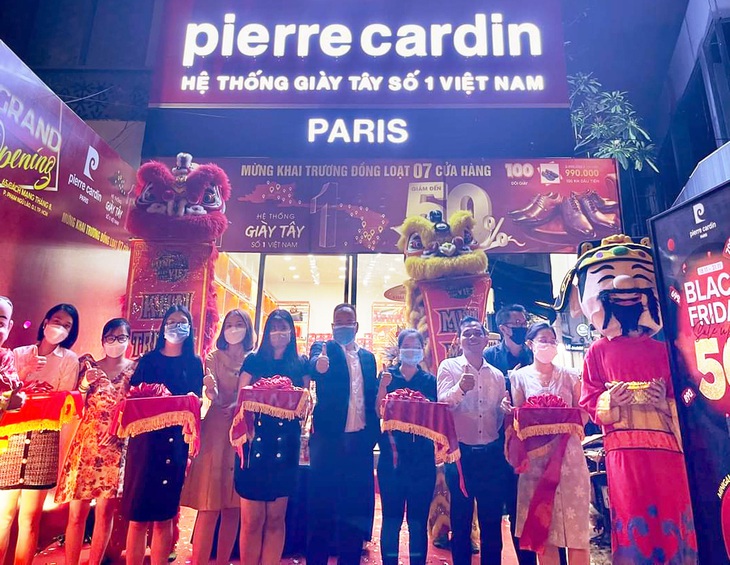 Pierre Cardin Shoes & Oscar Fashion khai trương đồng loạt 10 chi nhánh - Ảnh 1. Pierre Cardin Shoes & Oscar Fashion khai trương đồng loạt 10 chi nhánh - Ảnh 1.