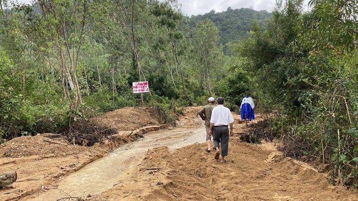 Sạt lở núi Trang Dài ở Bình Định - Ảnh 8.