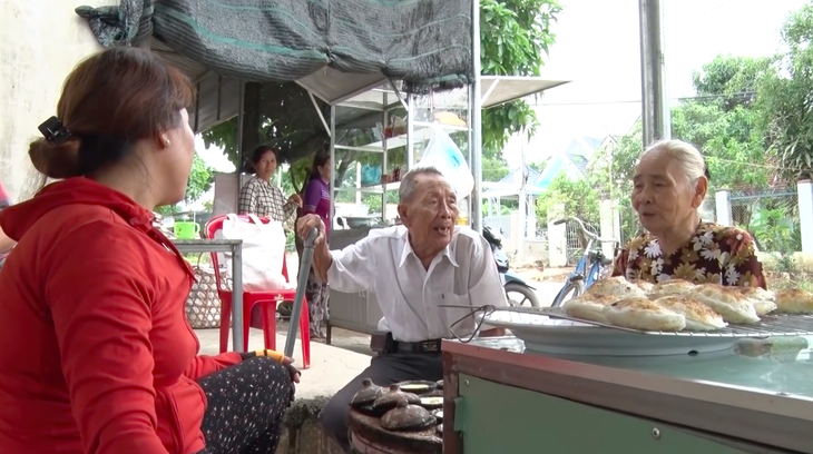 Như chưa hề có cuộc chia ly: Thay cha đi tìm mẹ lớn và các anh chị ly tán hơn 50 năm - Ảnh 3.