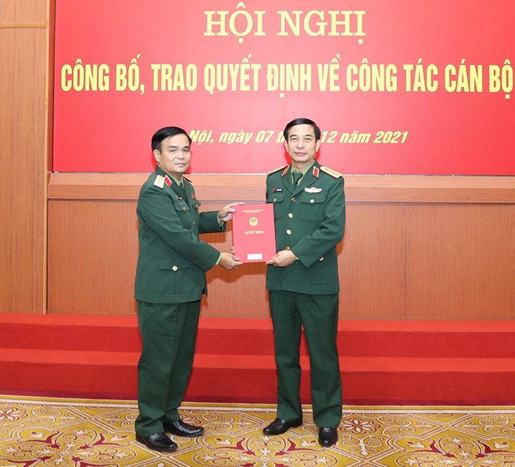 Bộ Quốc phòng trao quyết định nghỉ hưu đối với 1 đại tướng và 5 thượng tướng - Ảnh 5.