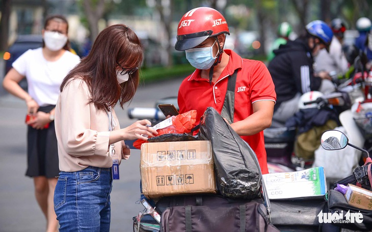 Thức đêm săn khuyến mãi, ai ngờ trúng bom xịt - Ảnh 1.