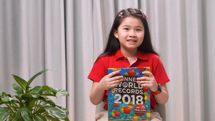 Gay cấn vòng Chung kết cuộc thi Hùng biện tiếng Anh tại Royal School - Ảnh 1. Gay cấn vòng Chung kết cuộc thi Hùng biện tiếng Anh tại Royal School - Ảnh 1.