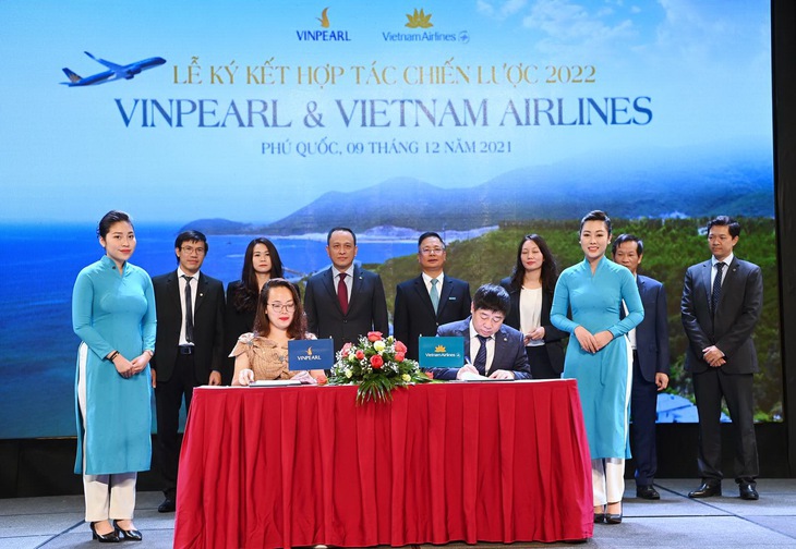 Vietnam Airlines và Vinpearl hợp tác phát triển sản phẩm hàng không - du lịch an toàn - Ảnh 1.