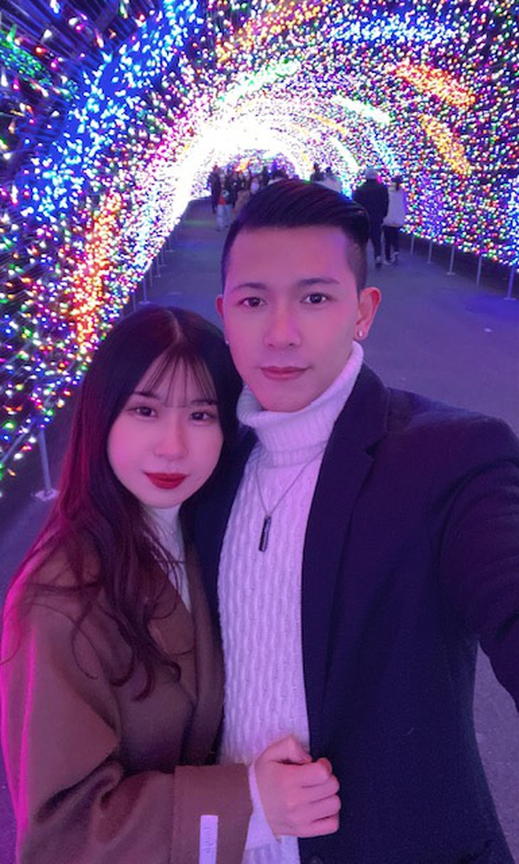 Tết của những cặp đôi nổi tiếng trên thế giới mạng - Ảnh 3. Tết của những cặp đôi nổi tiếng trên thế giới mạng - Ảnh 3.