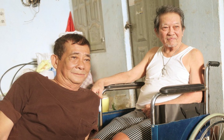 Elvis Phương: ‘Mỗi lần hát, cảm tưởng đang hát cùng anh em ban nhạc Phượng Hoàng”  - Ảnh 3.