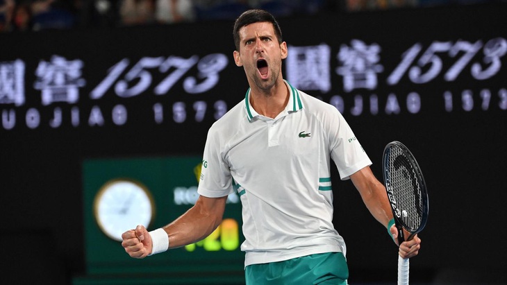 Thắng nhanh Medvedev, Djokovic lần thứ 18 vô địch Grand Slam - Ảnh 1.