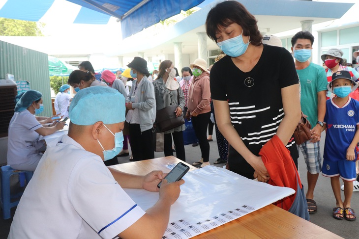 TP.HCM triển khai chiến dịch cao điểm phòng chống dịch COVID-19 - Ảnh 1.