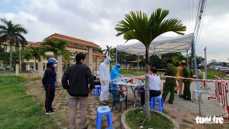 Hải Phòng yêu cầu điều tra nữ điều dưỡng và bạn trai có dấu hiệu vi phạm phòng chống dịch - Ảnh 1.