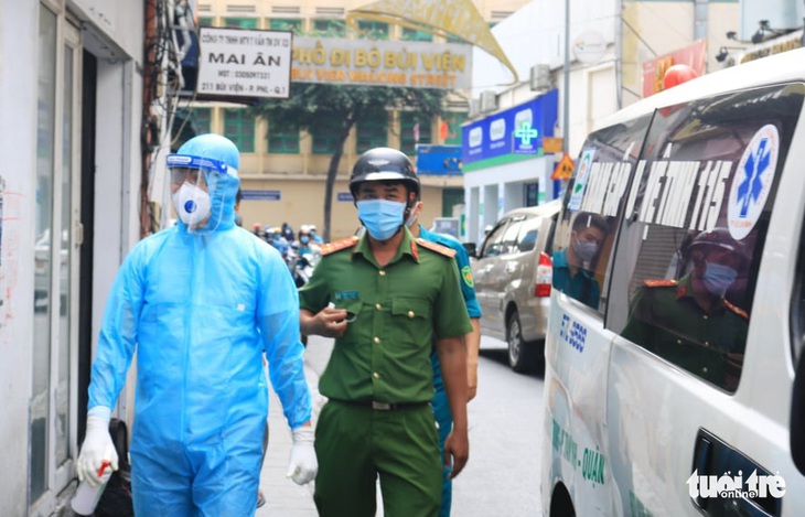 TP.HCM phong tỏa quán cà phê đường Bùi Viện liên quan công chứng viên mắc COVID-19 - Ảnh 2.