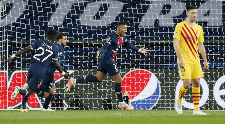 Messi ghi bàn và sút hỏng penalty, Barca chia tay Champions League - Ảnh 1.