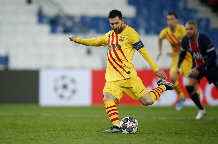 Messi ghi bàn và sút hỏng penalty, Barca chia tay Champions League - Ảnh 3.