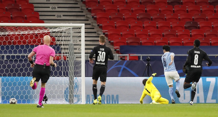 Man City dễ dàng ghi tên vào tứ kết Champions League - Ảnh 2.