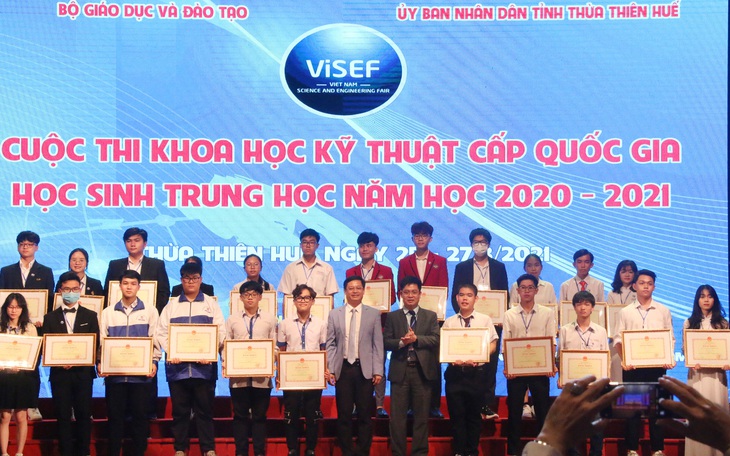 12 dự án giành giải nhất Cuộc thi khoa học kỹ thuật dành cho học sinh trung học