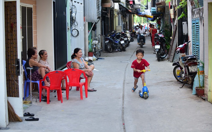 Sài Gòn bao dung - TP.HCM nghĩa tình: Thương từ trong hẻm thương ra - Ảnh 1.