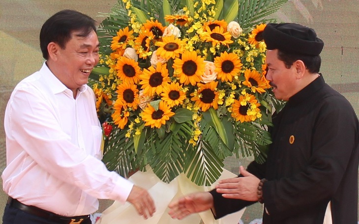 Vợ chồng ông Dũng 