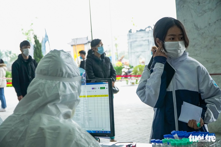 Hải Dương cho lớp 12 học trở lại, hiệu trưởng chịu trách nhiệm nếu dịch lây lan - Ảnh 1.