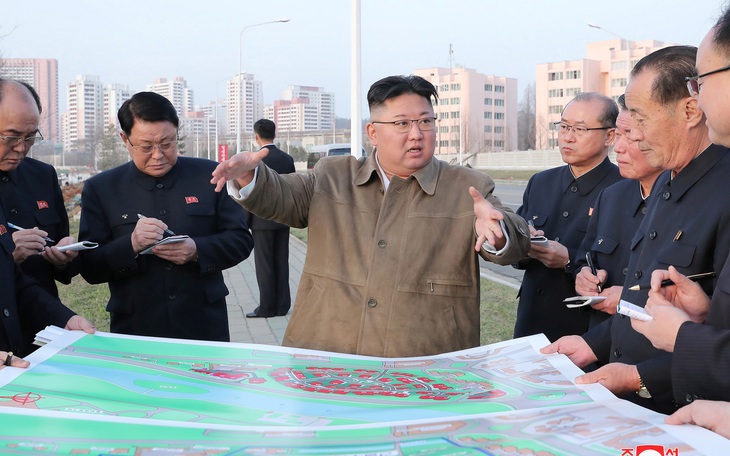 Ông Kim Jong Un kêu gọi xây thêm 50.000 căn hộ cho dân, LHQ cảnh báo thiếu đói ở Triều Tiên