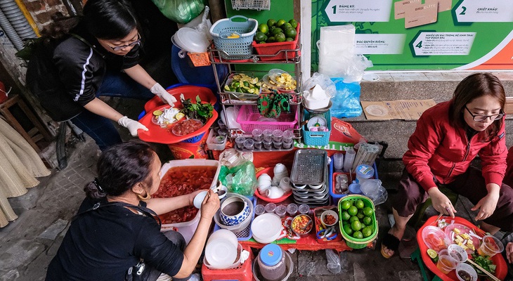 Sứa đỏ cuối xuân đầu hạ - Ảnh 2.