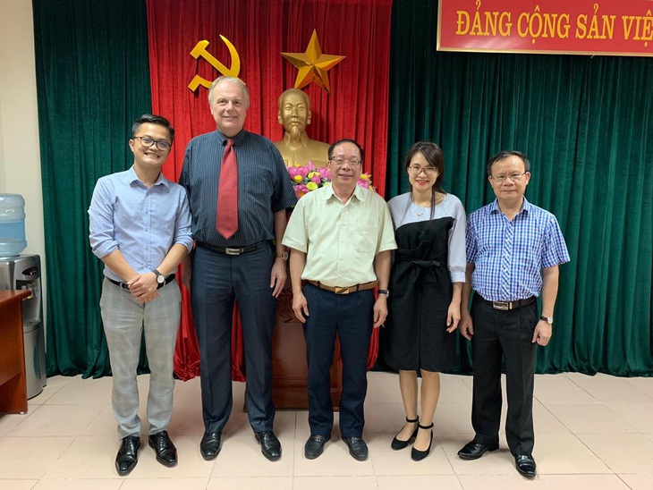 Quyền giám đốc HV Báo chí và tuyên truyền đột ngột qua đời: Cớ sao tâm huyết ngỡ ngàng ra đi - Ảnh 2. Quyền giám đốc HV Báo chí và tuyên truyền đột ngột qua đời: Cớ sao tâm huyết ngỡ ngàng ra đi - Ảnh 2.