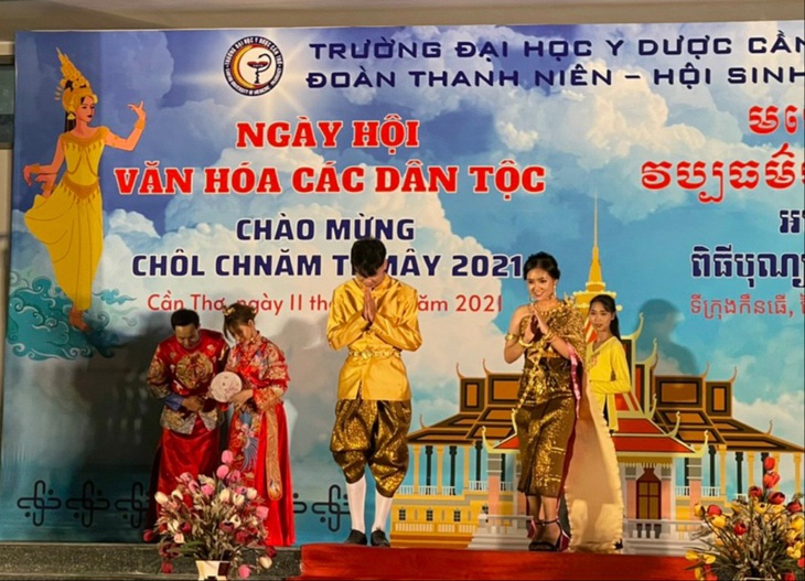 Tổ chức Tết cổ truyền Chol-Chnam-Thmay cho sinh viên, học viên Campuchia học ngành y - Ảnh 1.