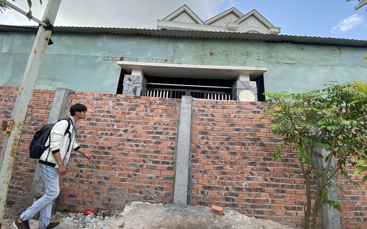 Cà Mau: Tranh chấp lối đi, đem cây đi rào đường - Ảnh 5.