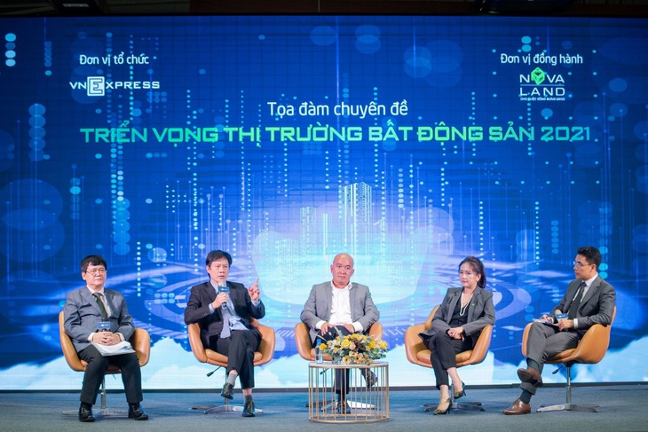 Bất động sản vẫn là cơ hội đầu tư tốt năm 2021 - Ảnh 1.