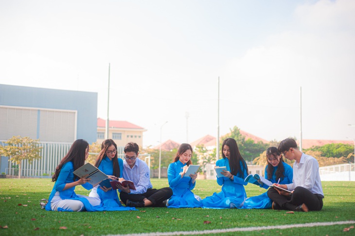 ĐH Ngân hàng TP.HCM bắt đầu nhận hồ sơ xét tuyển bằng học bạ - Ảnh 3. ĐH Ngân hàng TP.HCM bắt đầu nhận hồ sơ xét tuyển bằng học bạ - Ảnh 3.