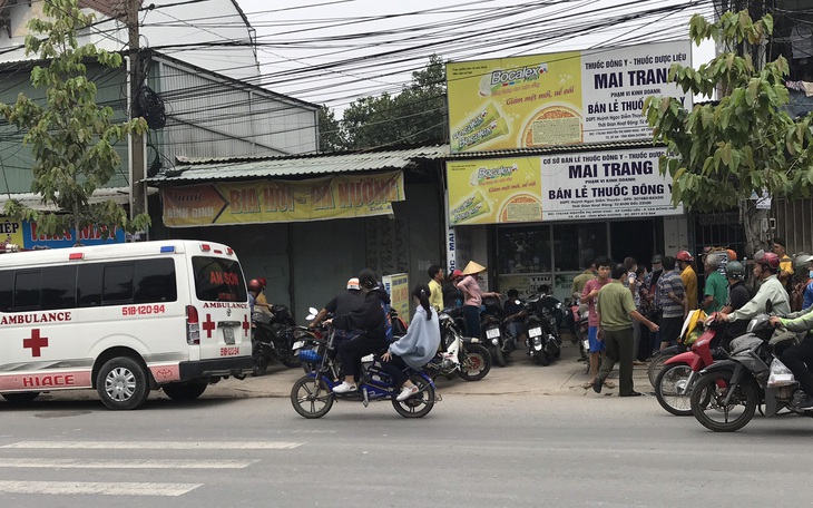 Nghi án con trai đâm chết cha bị bệnh nằm liệt giường nhiều năm rồi tự sát