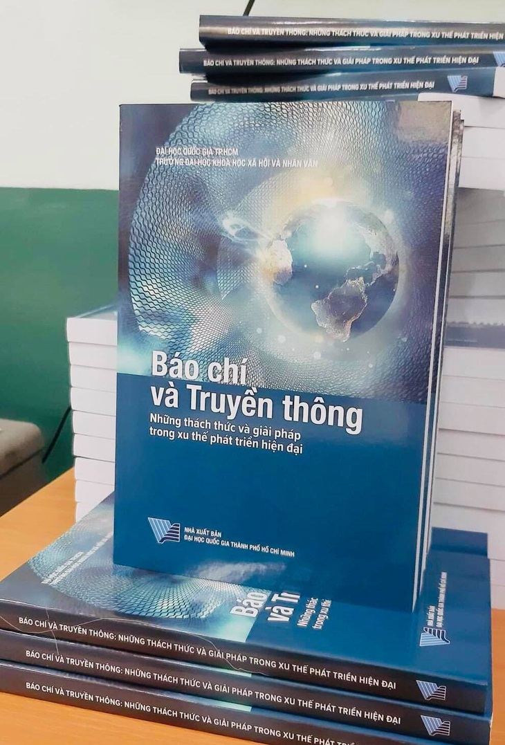 Thu hồi sách về báo chí và truyền thông vì hai tác giả bị tố đạo văn - Ảnh 1.