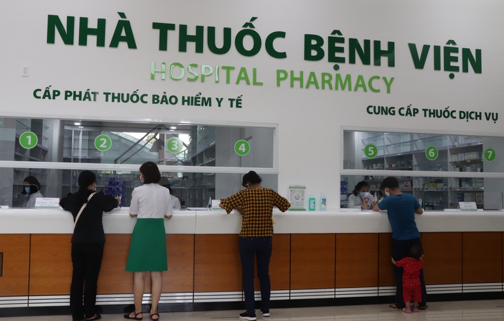 Bệnh nhân điều trị nội trú trái tuyến tại TP.HCM tăng sau thông tuyến BHYT - Ảnh 1.