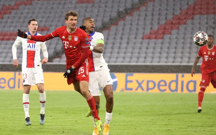 Thomas Muller: Chúng tôi đã tự bắn vào chân mình - Ảnh 1.