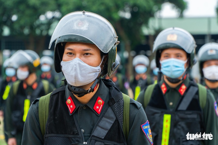 Gần 300 cán bộ, chiến sĩ cảnh sát cơ động lên đường ‘chi viện’ cho Bắc Giang - Ảnh 5.