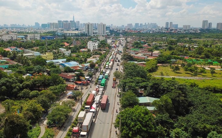 TP.HCM thu phí cảng biển từ 1-7 thế nào?