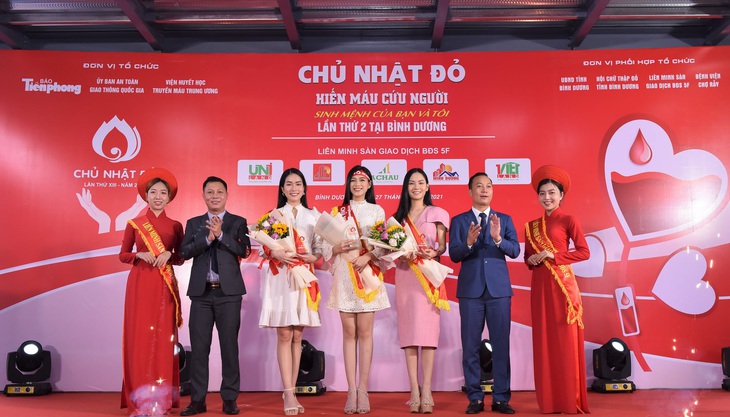 Địa ốc Á Châu: Kinh doanh gắn với trách nhiệm xã hội - Ảnh 2. Địa ốc Á Châu: Kinh doanh gắn với trách nhiệm xã hội - Ảnh 2.