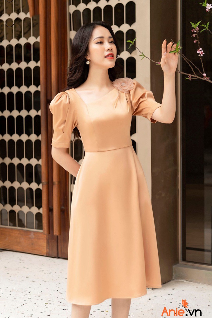 Tự tin khoe dáng đẹp với đầm công sở tại thời trang ANIE - Ảnh 2. Tự tin khoe dáng đẹp với đầm công sở tại thời trang ANIE - Ảnh 2.