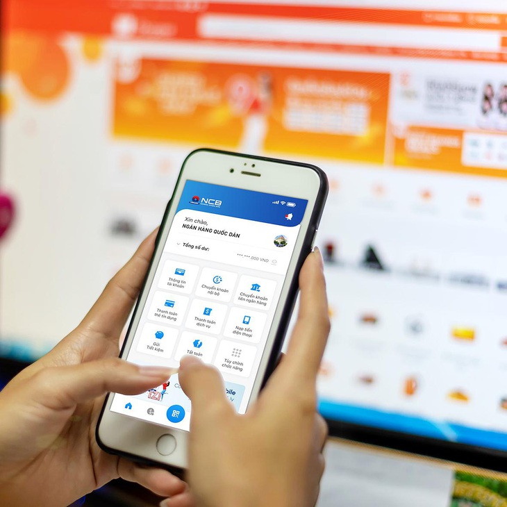 Không lo dính COVID-19 khi mở tài khoản, chuyển tiền online - Ảnh 1. Không lo dính COVID-19 khi mở tài khoản, chuyển tiền online - Ảnh 1.