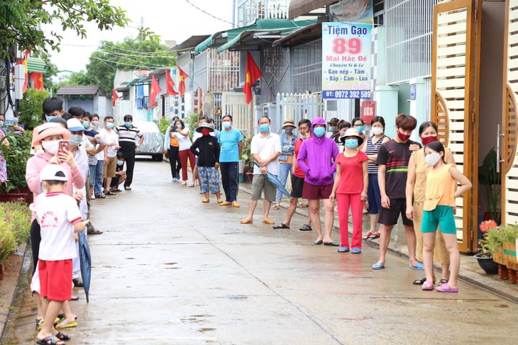 Gỡ phong tỏa khu dân cư tại Buôn Ma Thuột có 2 ca nhiễm COVID-19 - Ảnh 1.