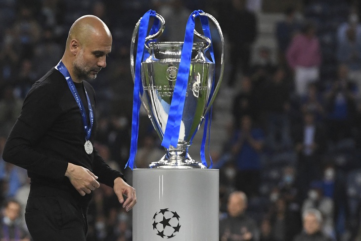 Guardiola đã già! - Ảnh 1.