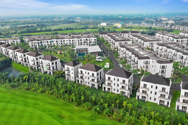 Biệt thự sinh thái West Lakes Golf & Villas: Lá chắn xanh liền kề thành phố - Ảnh 1.