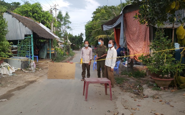 An Giang khoanh vùng bán kính 300m sau khi chủ ghe cá mắc COVID-19