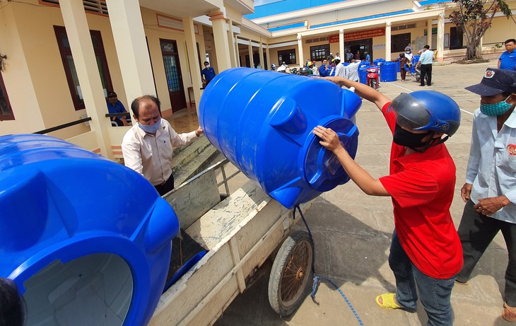 Bạn đọc không còn đọc báo một chiều - Ảnh 1.