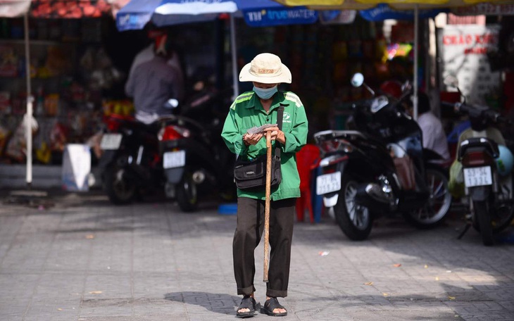 Người lao động ở TP.HCM cần làm gì để được nhận hỗ trợ 1,5 triệu đồng?