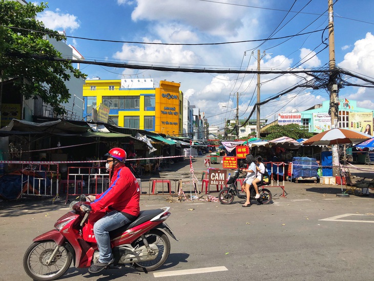 TP.HCM: Thêm 25 ca COVID-19 liên quan chợ Bình Điền và chợ Sơn Kỳ - Ảnh 1.