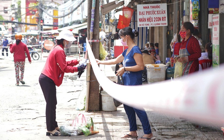 An toàn mùa dịch, bài toán đi chợ của người dân phải như thế nào?