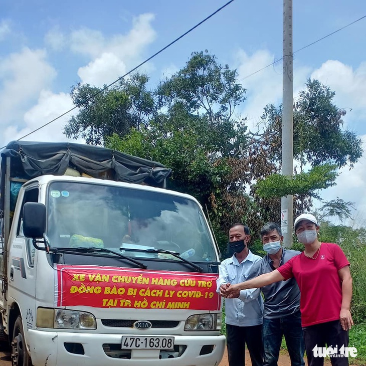 Người dân TP.HCM giúp đỡ chúng tôi nhiều rồi, giờ đến lúc chúng tôi giúp lại - Ảnh 10.