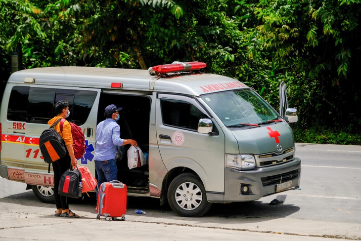 Cò cách ly quay về TP.HCM hoặc đi cách ly tập trung giá khách sạn là ai? - Ảnh 3.