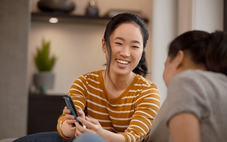 Ăn gì, vệ sinh răng thế nào khi đang niềng răng? - Ảnh 2.