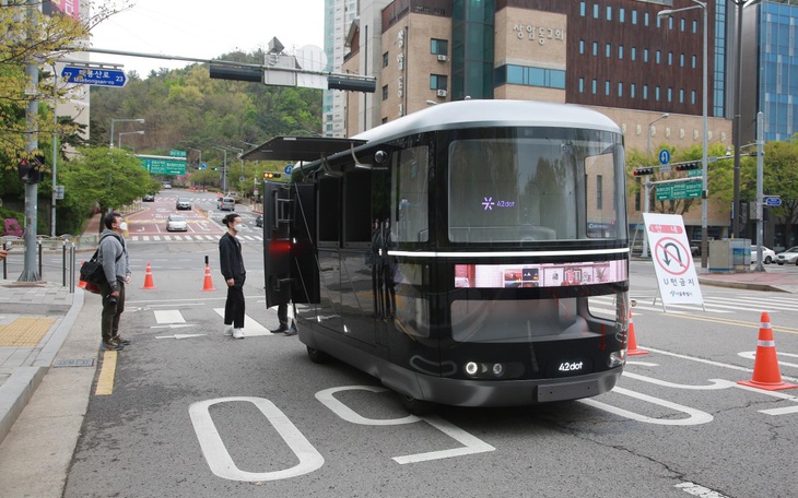 Hàn Quốc triển khai thí điểm xe tự lái thương mại ở Seoul