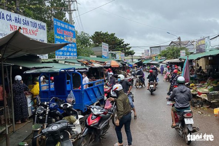 Đắk Nông phong tỏa TP Gia Nghĩa - Ảnh 2.